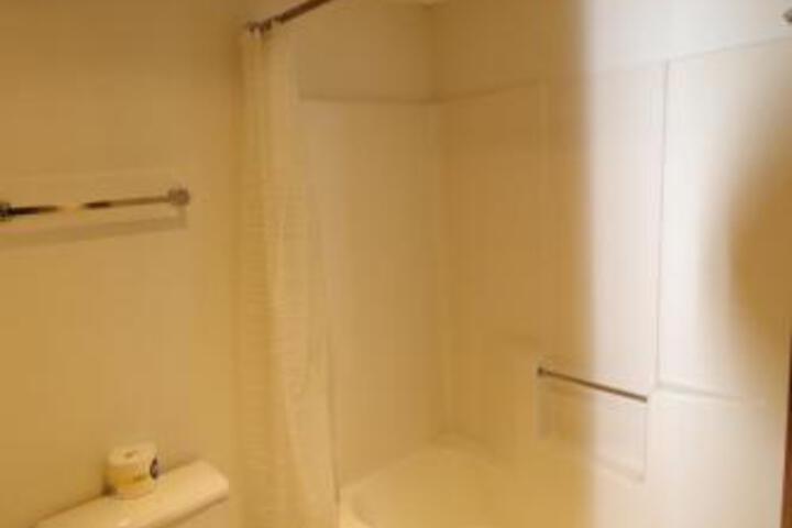 Smart Choice Inn and Suites