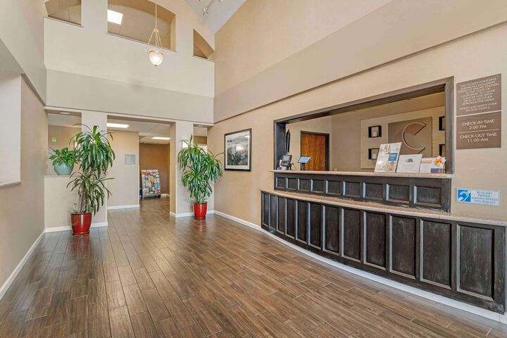 Comfort Inn Lathrop - Stockton Airport