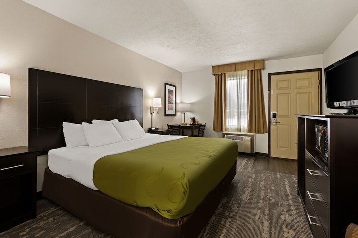 Quality Inn Traverse City