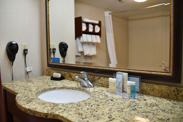 Hampton Inn Perry