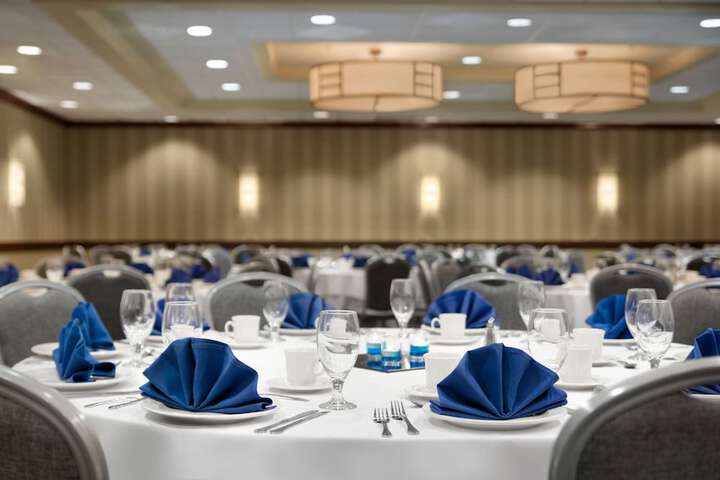 Embassy Suites by Hilton Piscataway Somerset