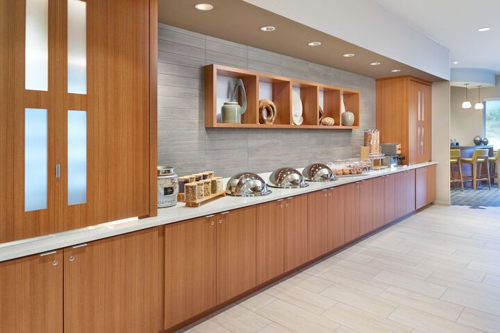 Breakfast/Coffee Service 18 of 20