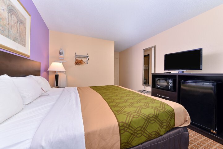 Room 7 of 21