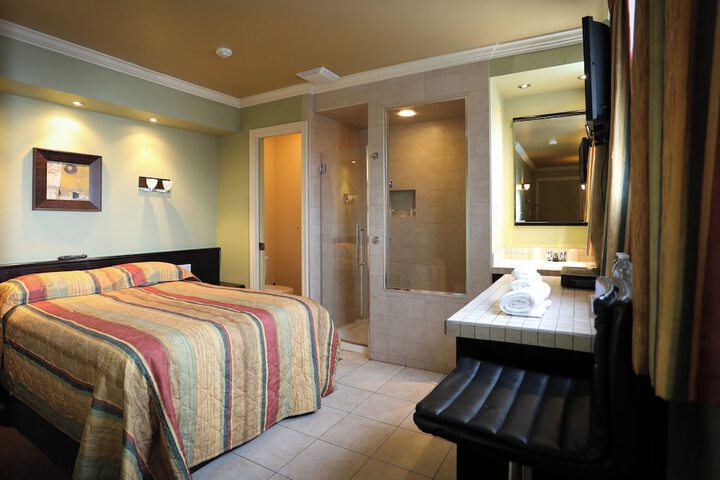 Room 37 of 43