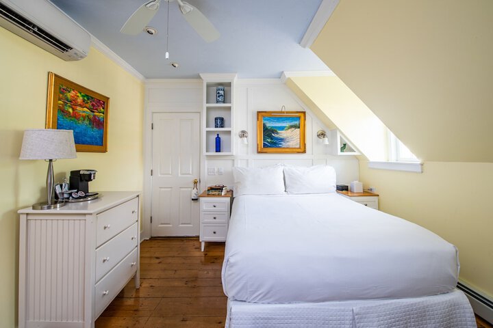 Room 14 of 51