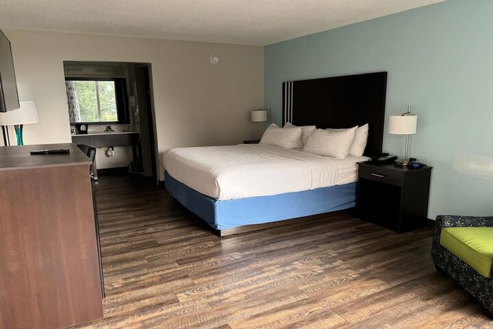 Days Inn by Wyndham Goldsboro