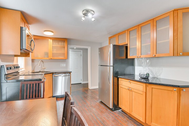 Pet-friendly Malden Apartment: 7 Mi to Boston!
