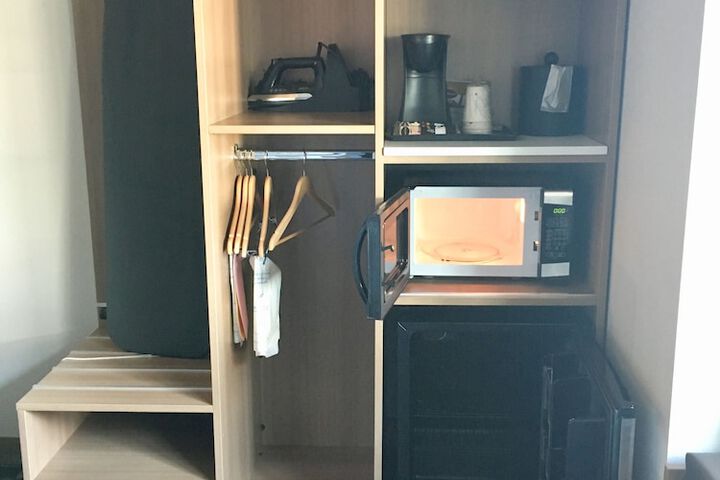 Room 44 of 61