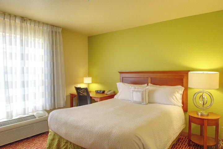 Room 21 of 53
