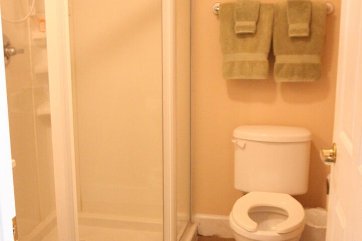 Room 32 of 50