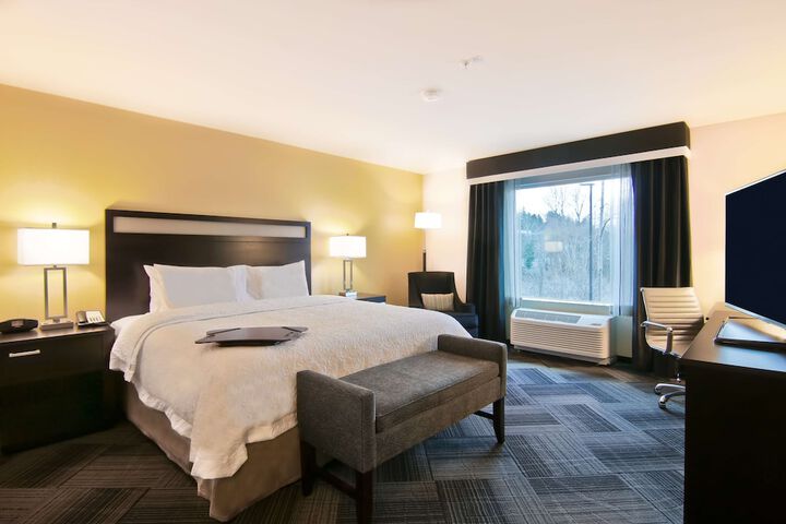 Room 25 of 42
