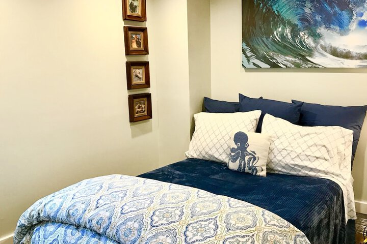 Room 6 of 23