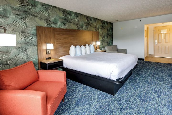 Room 28 of 59