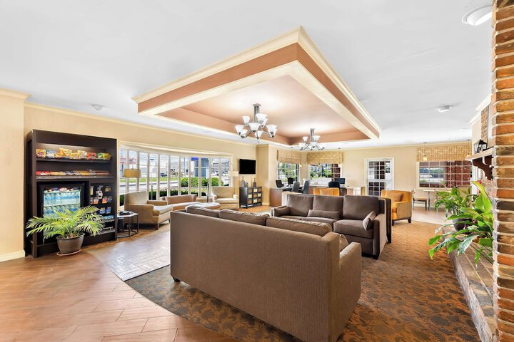 Hotel Interior 7 of 42