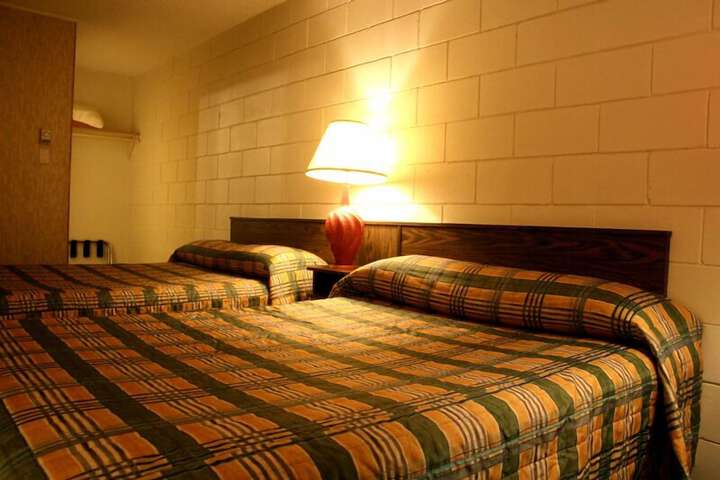 Room 48 of 70