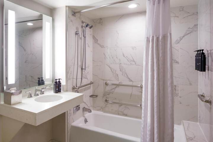 The Royal Sonesta New Orleans