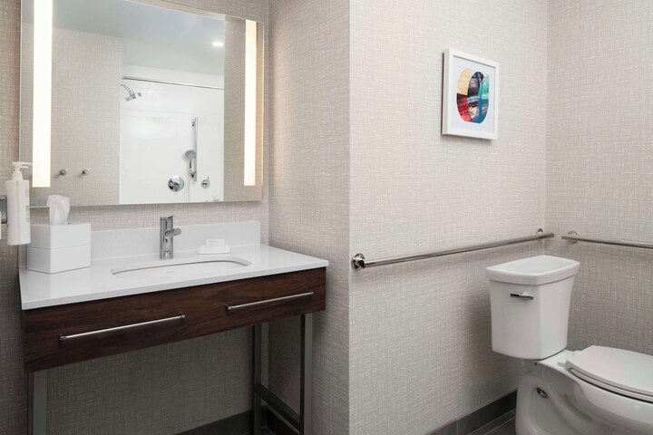 Hampton Inn Chicopee / Springfield