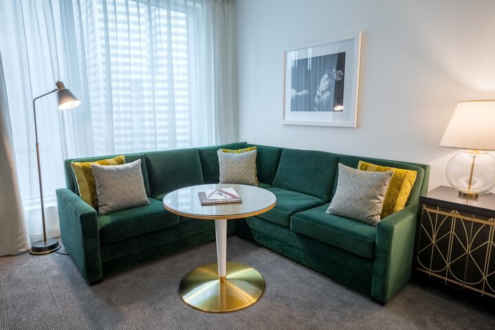 The Laura Hotel Houston Downtown, Autograph Collection