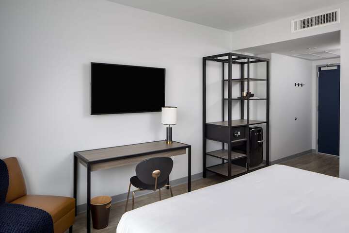 Room 45 of 73