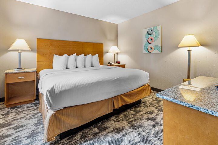 Best Western Ambassador Inn & Suites