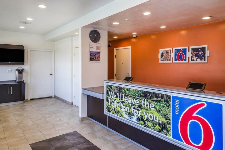 Motel 6 Concord CA