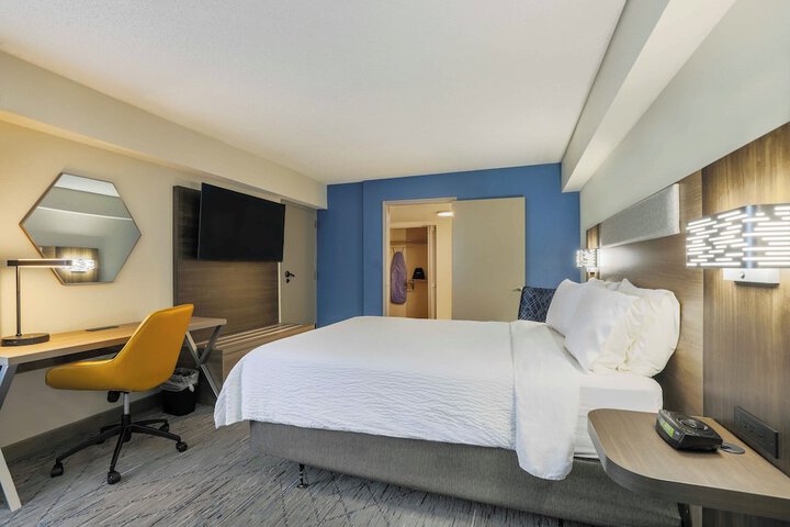 Room 21 of 78