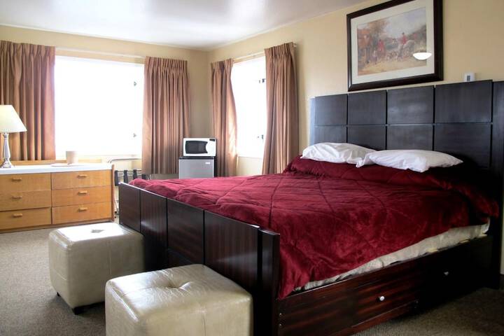 Room 28 of 39