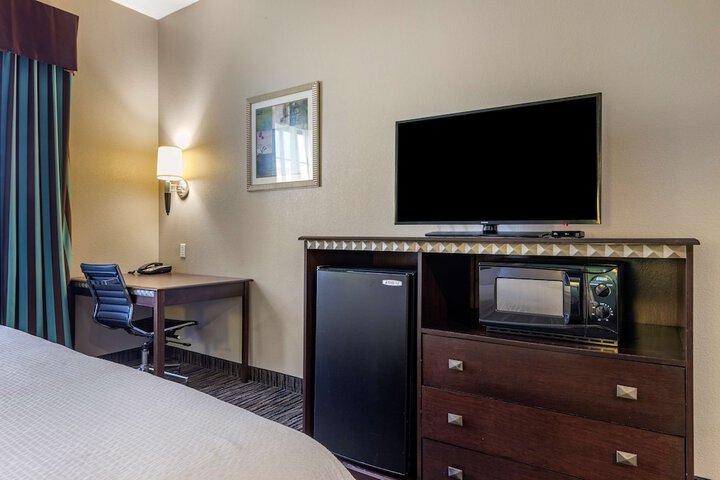 Room 13 of 25