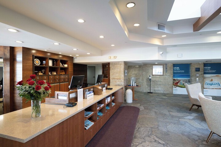 Four Points by Sheraton Ventura Harbor Resort