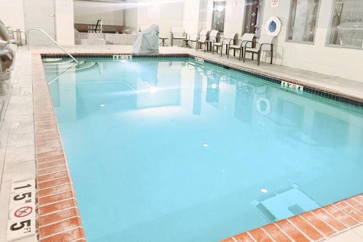 Holiday Inn Express Hotel & Suites St. Paul-Woodbury by IHG