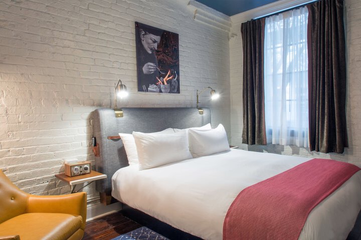 The Old No. 77 Hotel & Chandlery