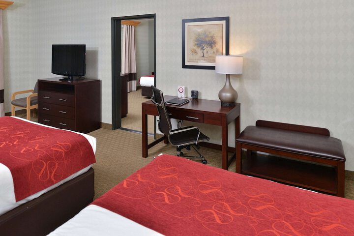 Room 50 of 74
