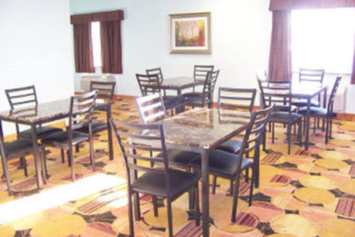 Breakfast/Coffee Service 58 of 100