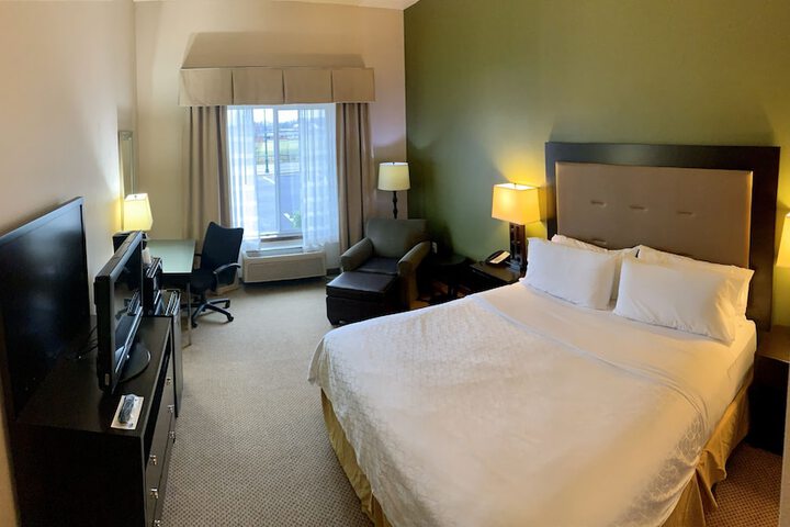Room 38 of 71