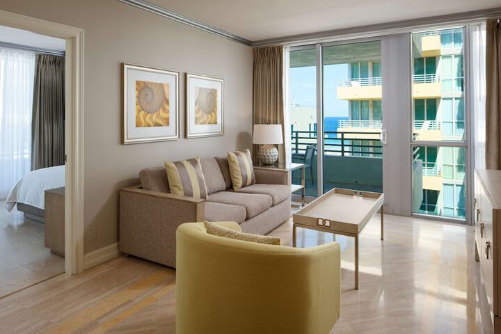 Room 43 of 120