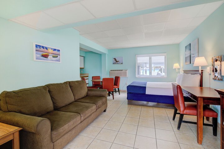 Room 166 of 334