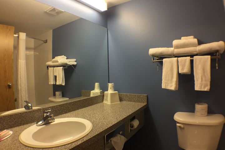 Super 8 by Wyndham Fort Frances
