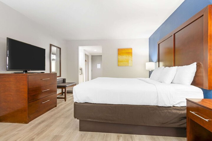 Comfort Inn Near Six Flags St. Louis