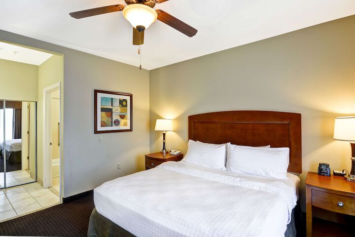 Room 10 of 41