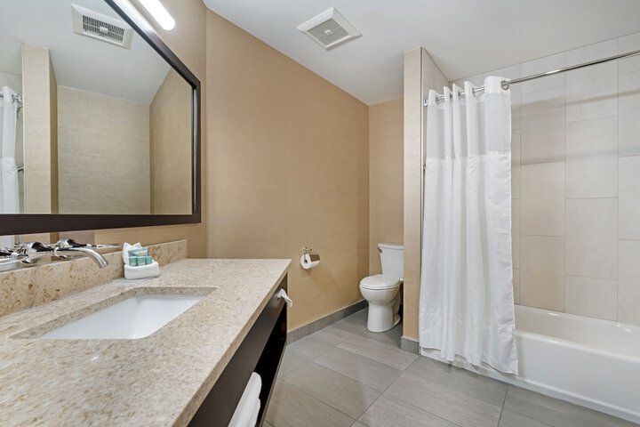Room 40 of 58