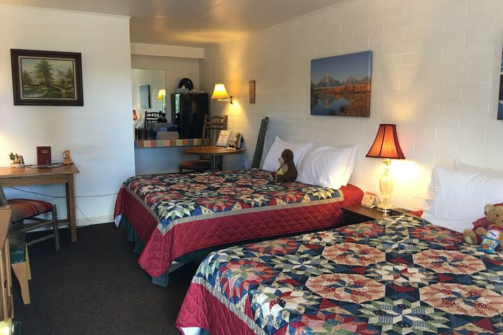 Room 25 of 90