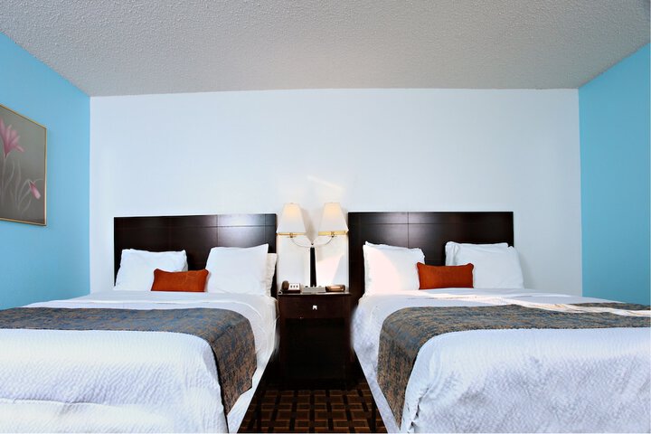 Room 14 of 26