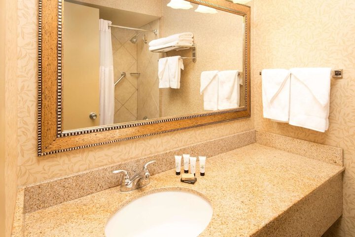 Red Lion Hotel Wenatchee City Center