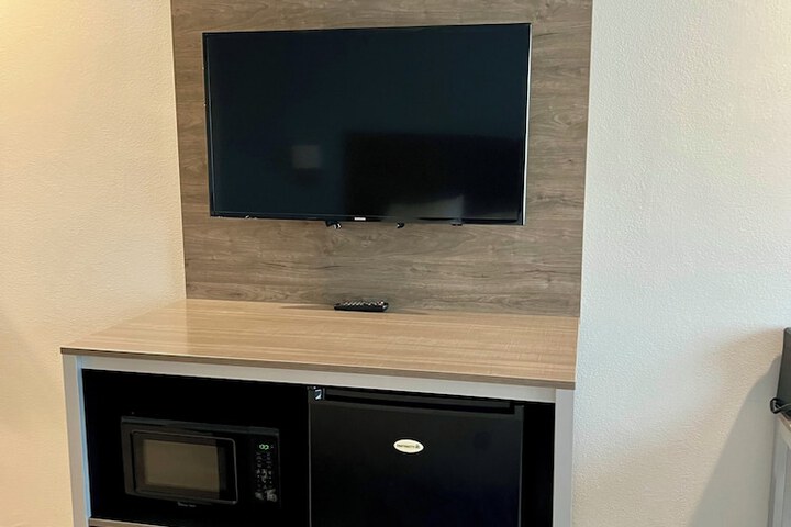 Quality Inn Tracy I-205