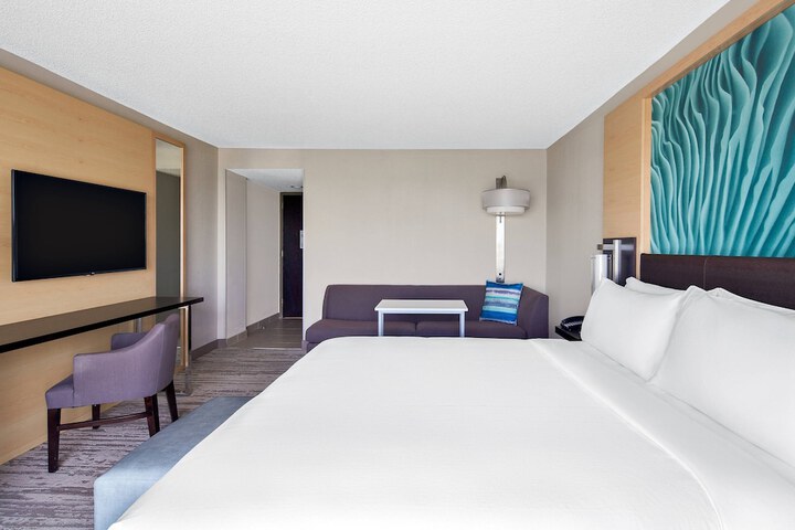 Room 32 of 92