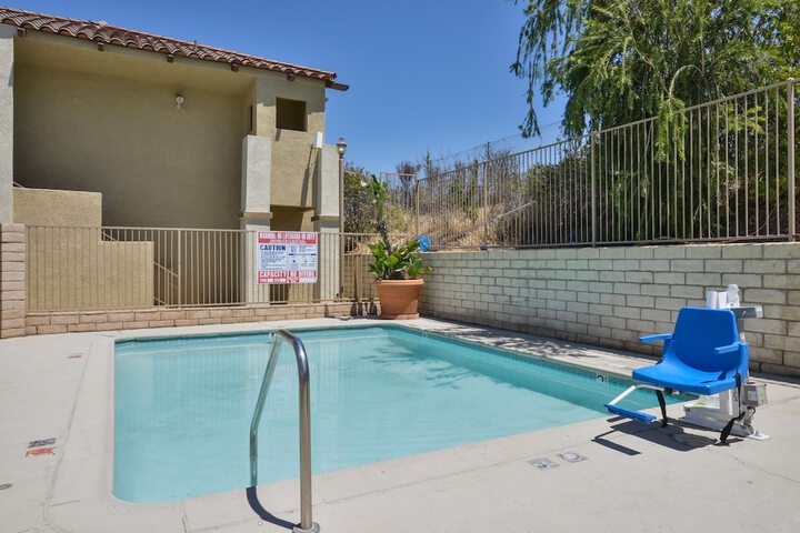 Pool 8 of 49