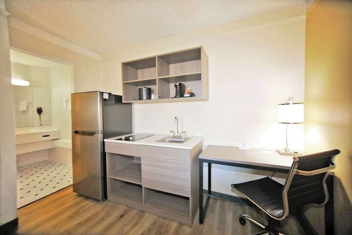 Room 20 of 48
