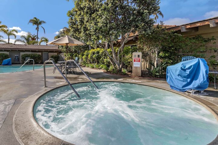 Pool 4 of 60