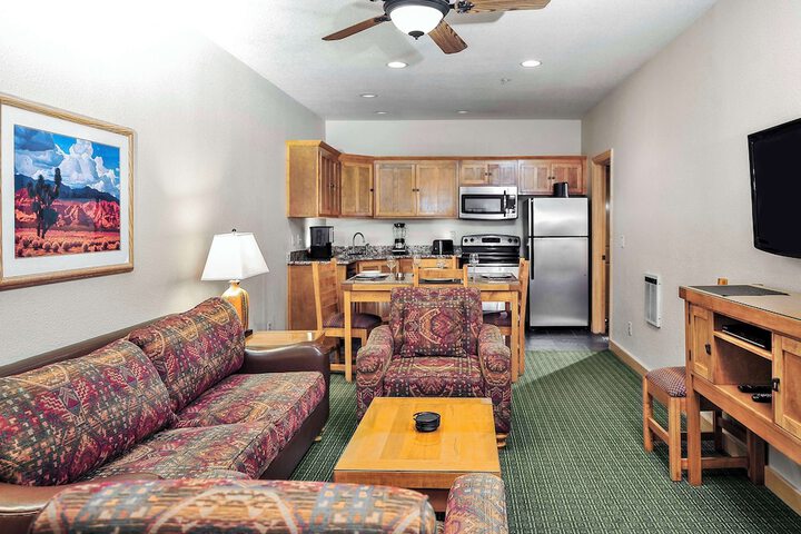 Room 19 of 39