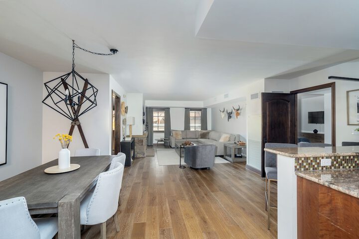 Madeline Hotel & Residences Auberge Collection